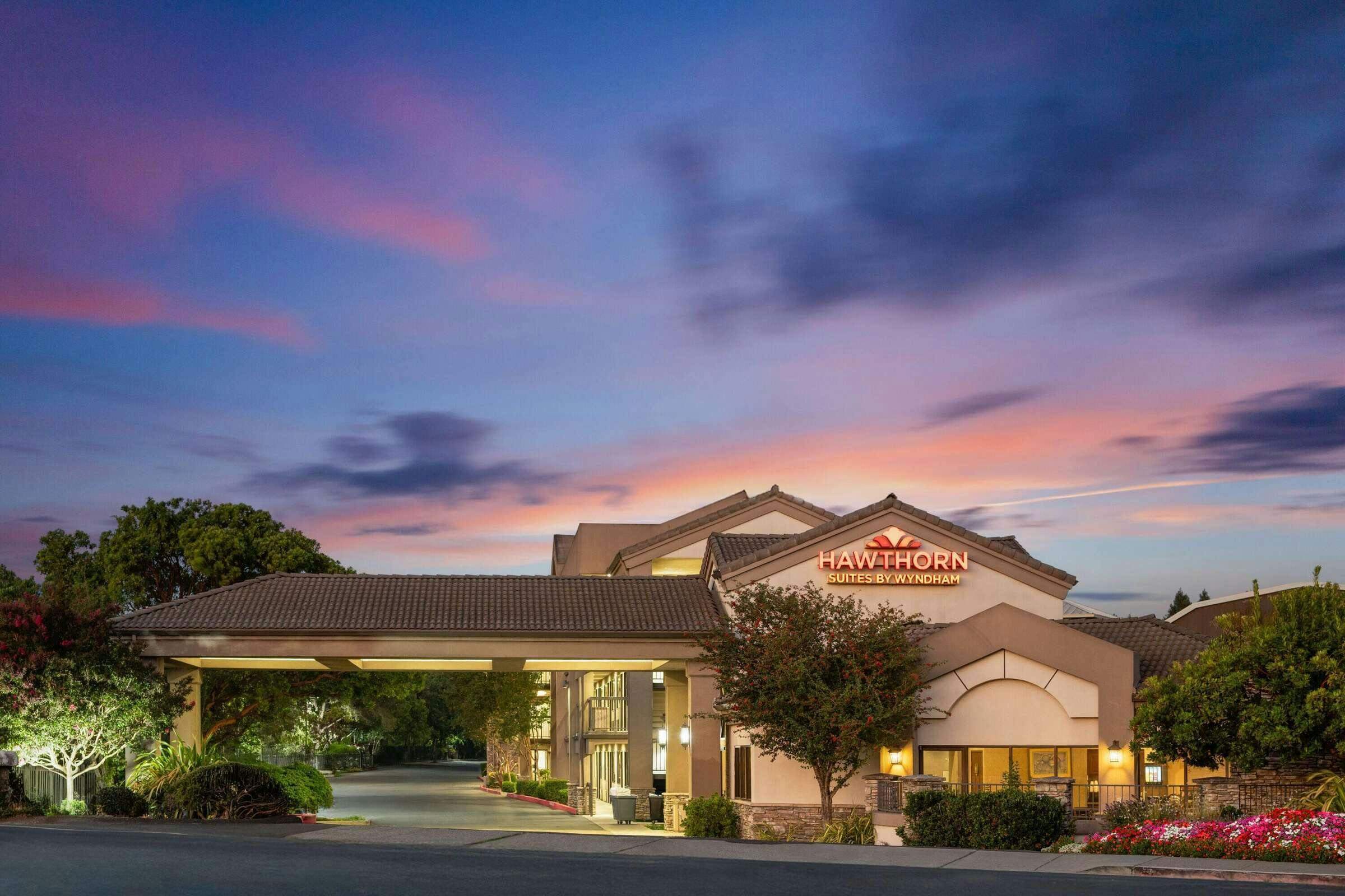 Hotel Hawthorn Suites Napa Valley photo 1