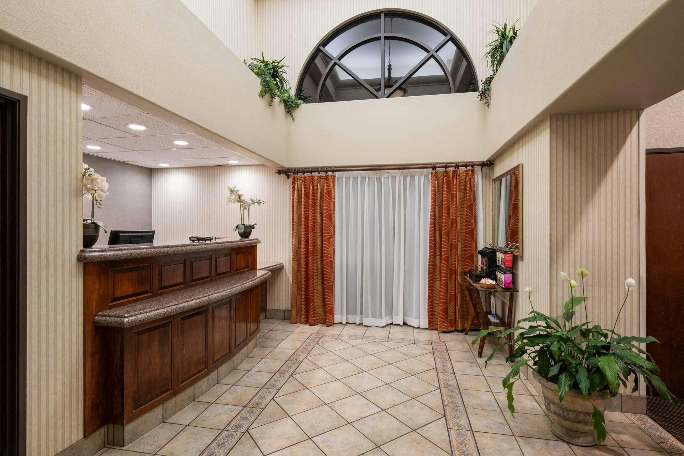 Hotel Hawthorn Suites Napa Valley photo 3