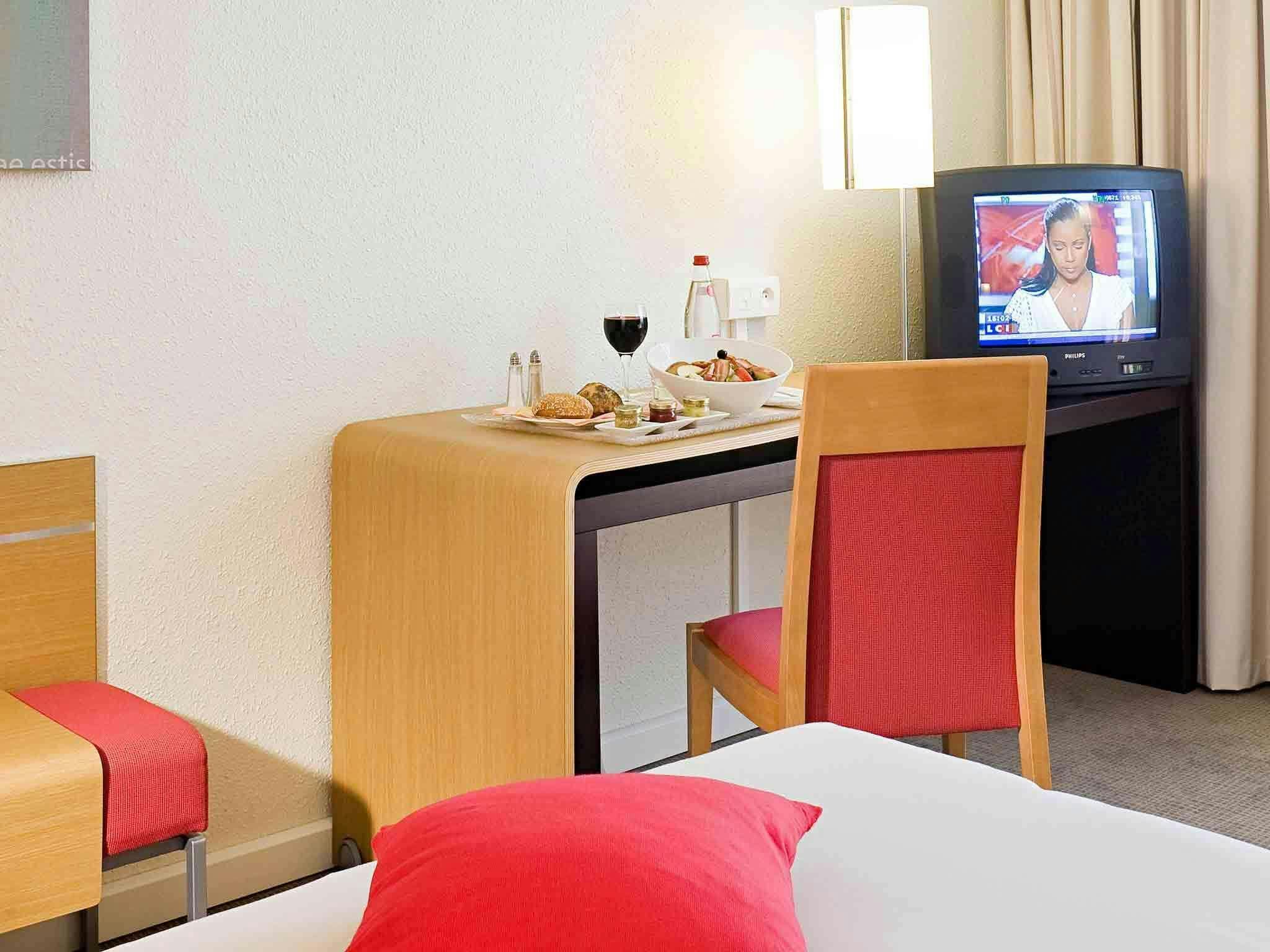 Hotel Novotel Amiens Pôle Jules Verne photo 4