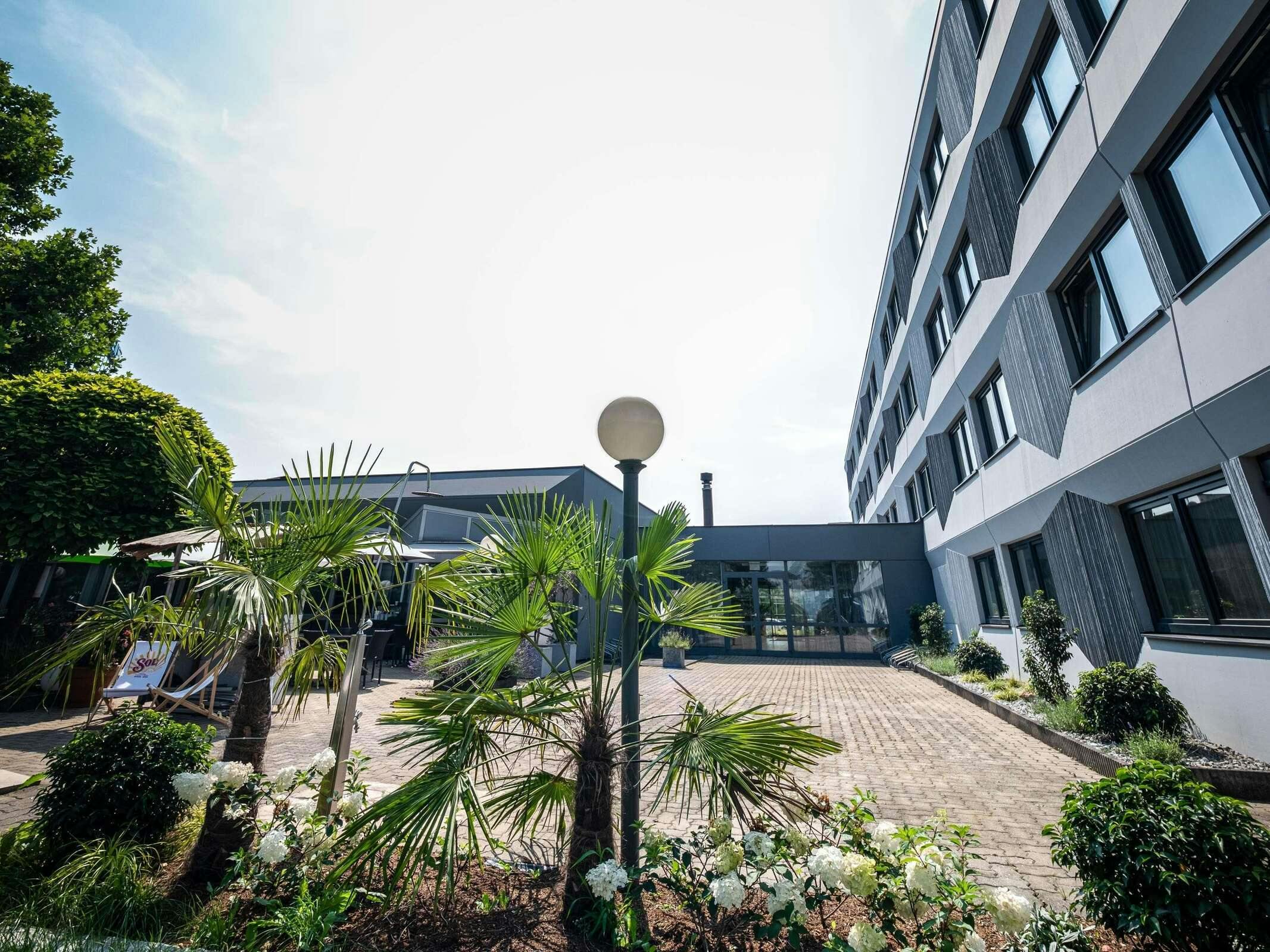 Hotel ibis Styles Linz photo 2