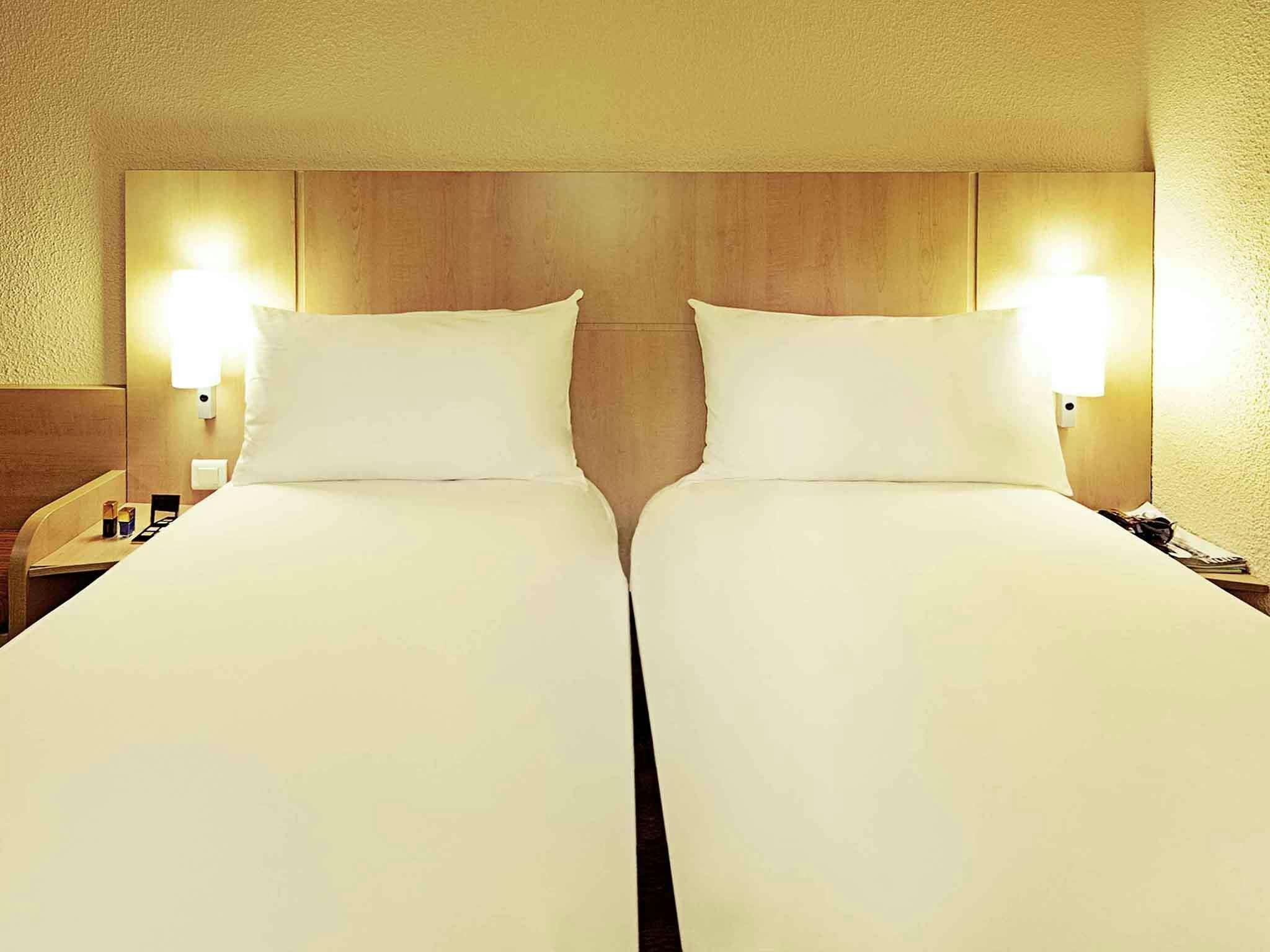 Hotel Ibis Châtellerault photo 4