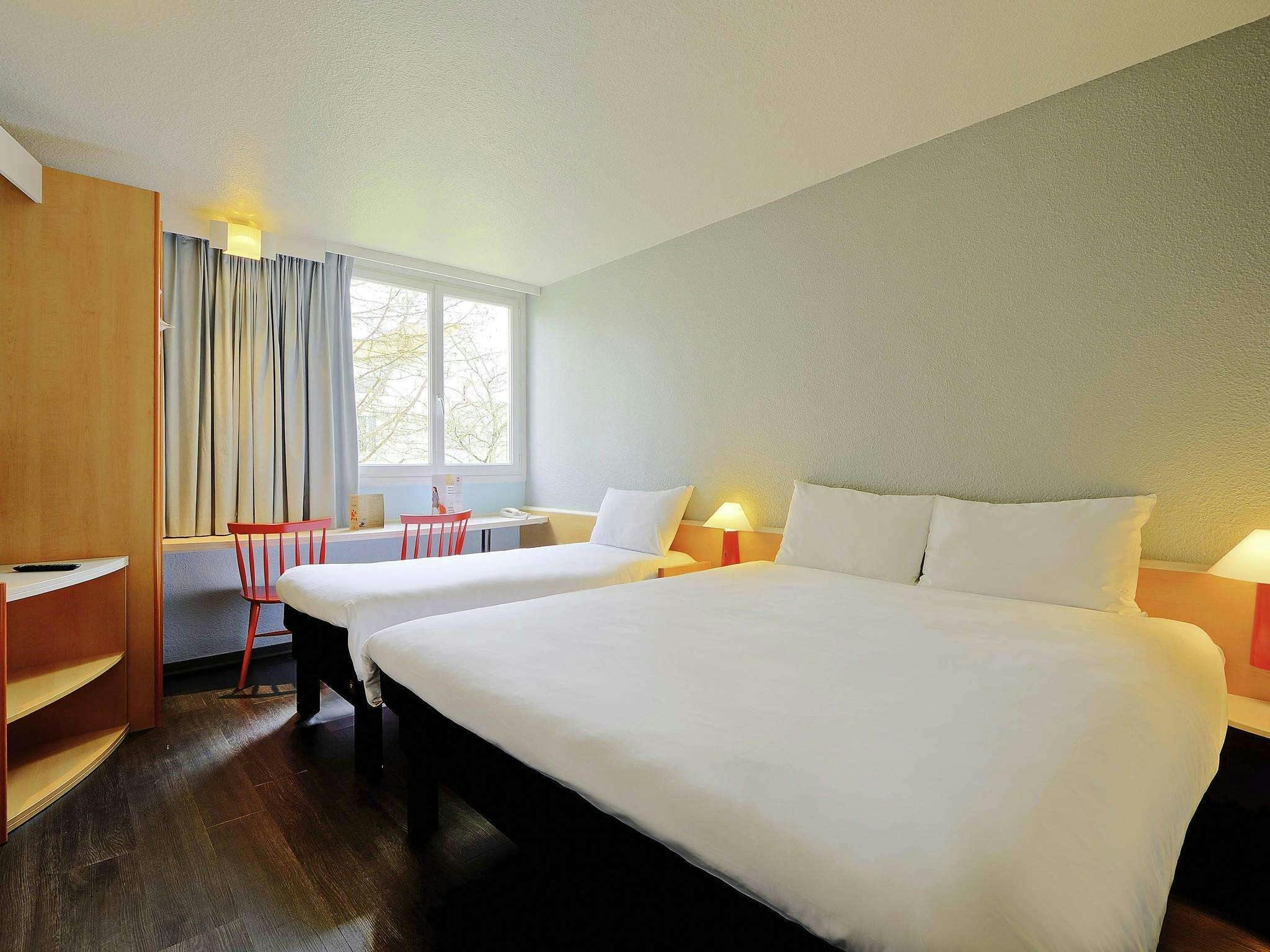 Hotel Ibis Poitiers Beaulieu photo 1