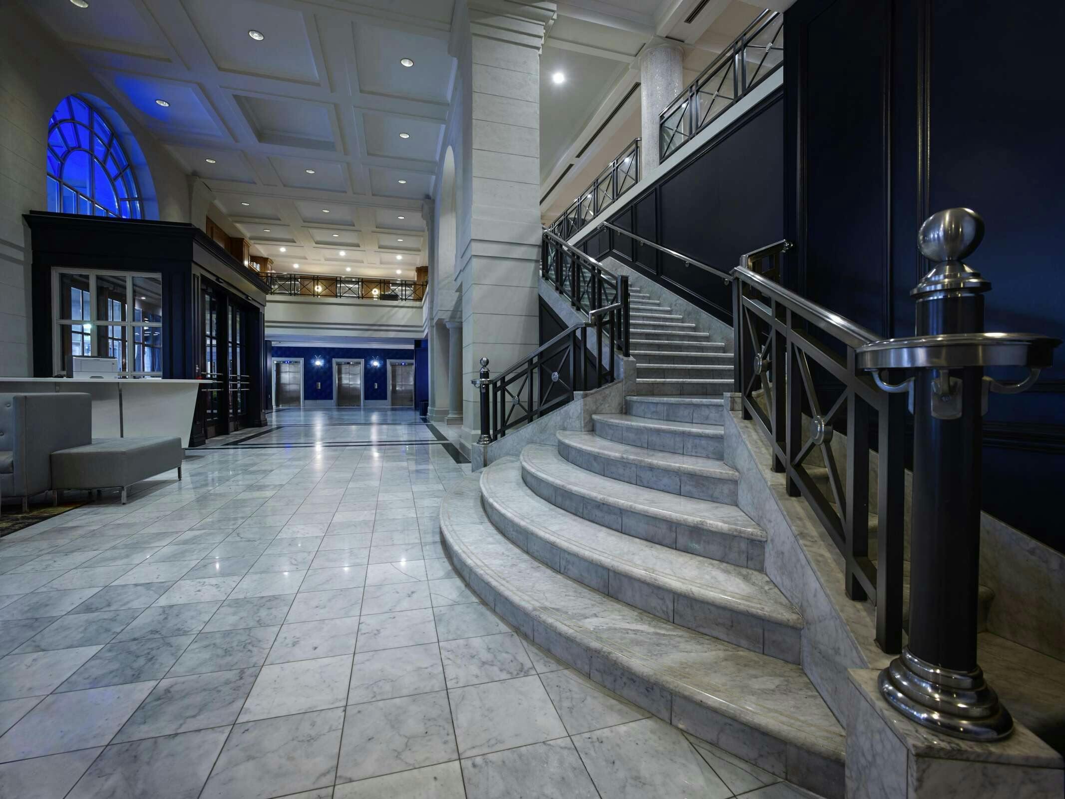 Hotel Novotel Toronto Centre photo 2