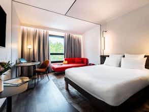 Hotel Novotel Atria Nimes Centre photo 2