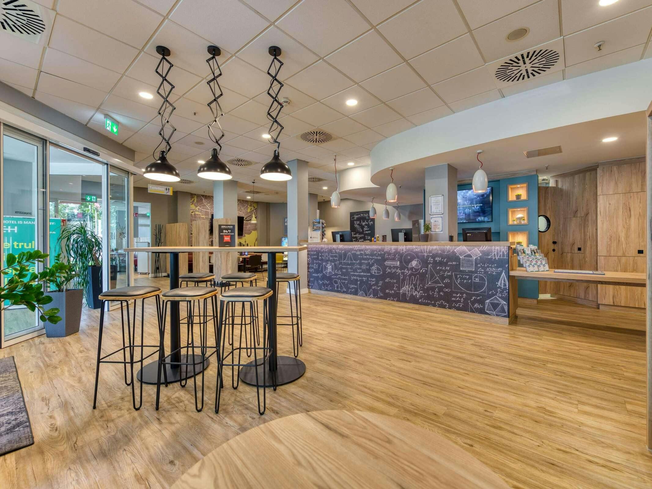 Hotel Ibis Frankfurt Messe West photo 3