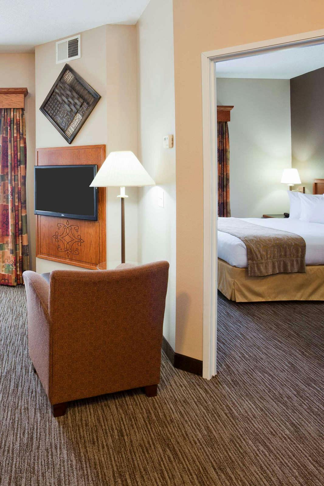 Hotel GrandStay Residential Suites - Rapid City photo 1