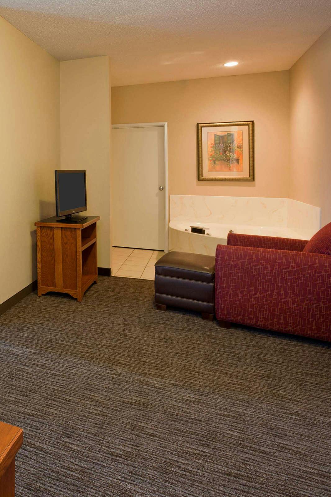 Hotel GrandStay Residential Suites - Rapid City photo 4
