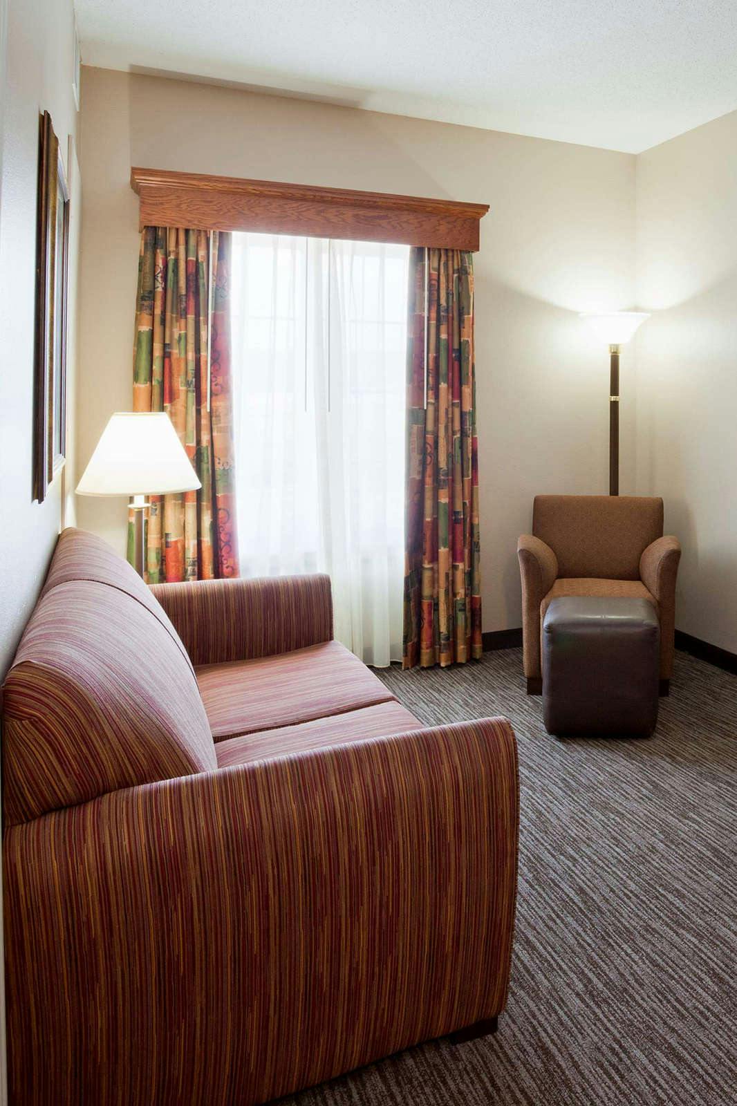Hotel GrandStay Residential Suites - Rapid City photo 3