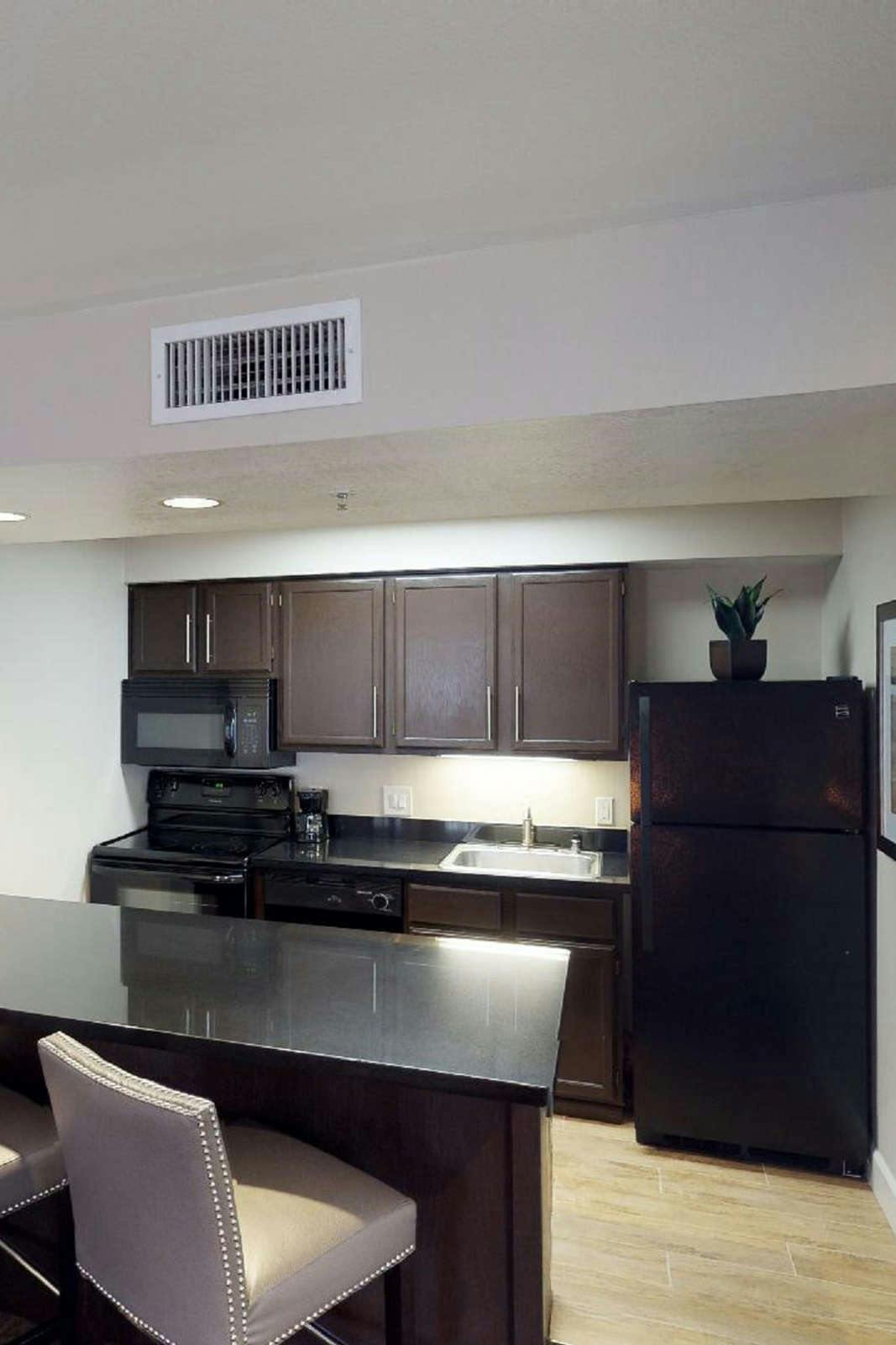 Hotel Chase Suite Hotel Brea photo 2