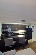 Hotel Chase Suite Hotel Brea photo 4