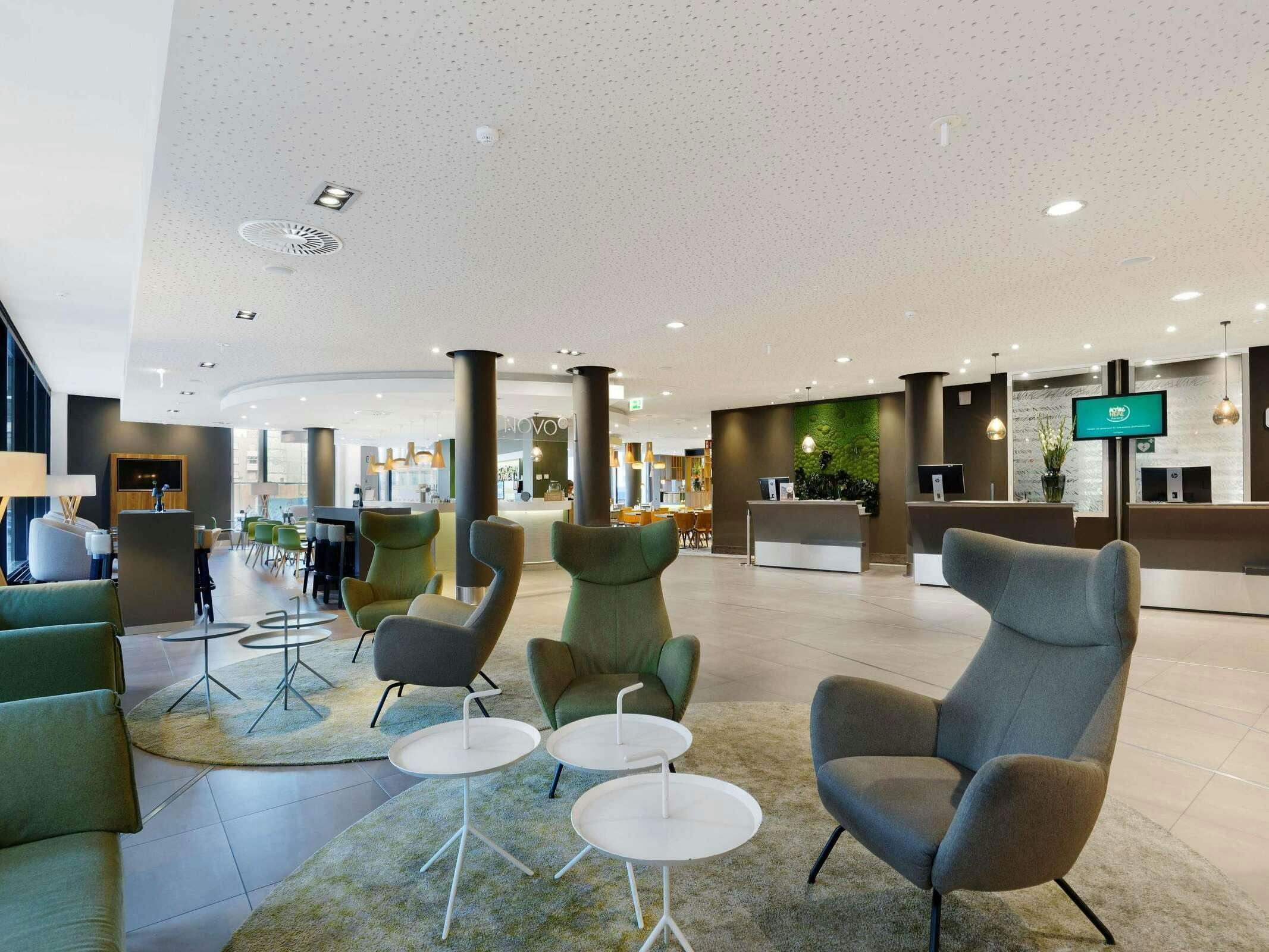 Hotel Novotel Berlin Mitte photo 2