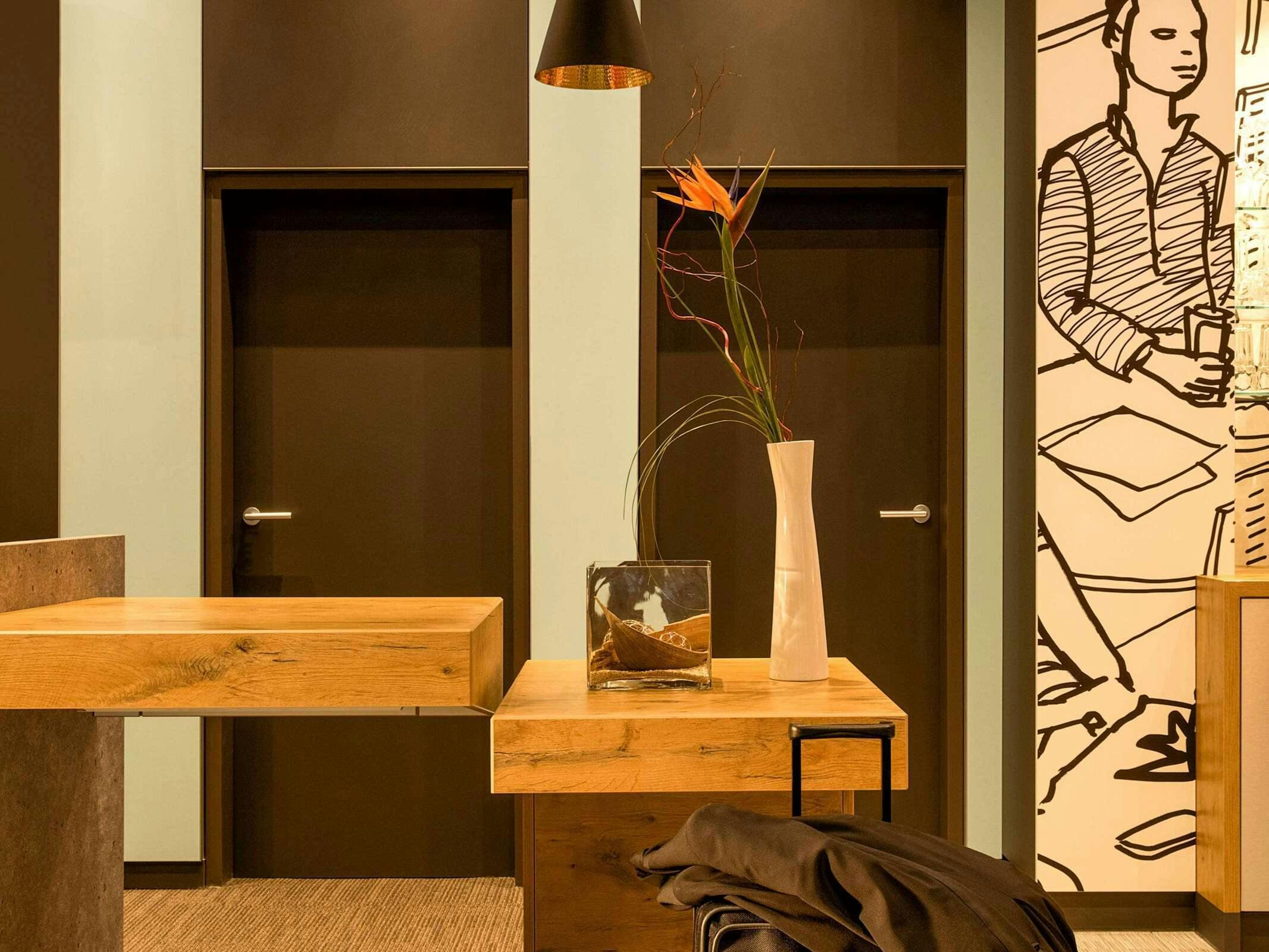 Hotel Ibis Hamburg Alsterring photo 4