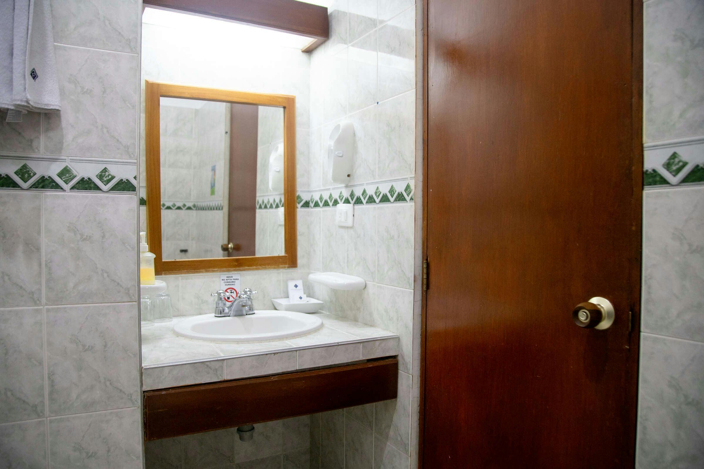 Hotel Hotel Faranda Bolivar Cúcuta photo 1