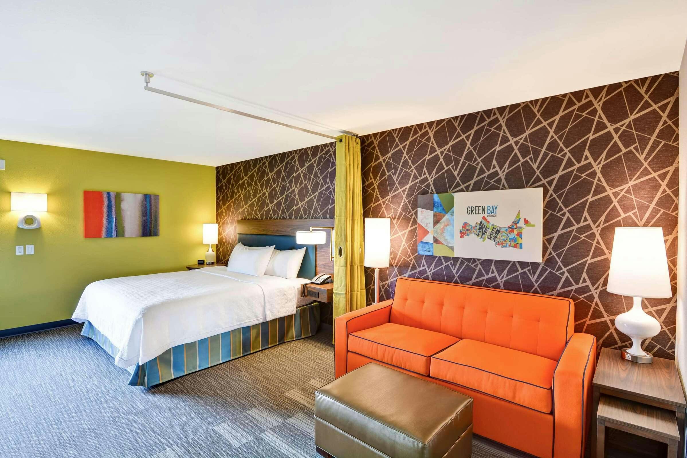 Hotel Home2 Suites by Hilton Green Bay photo 2