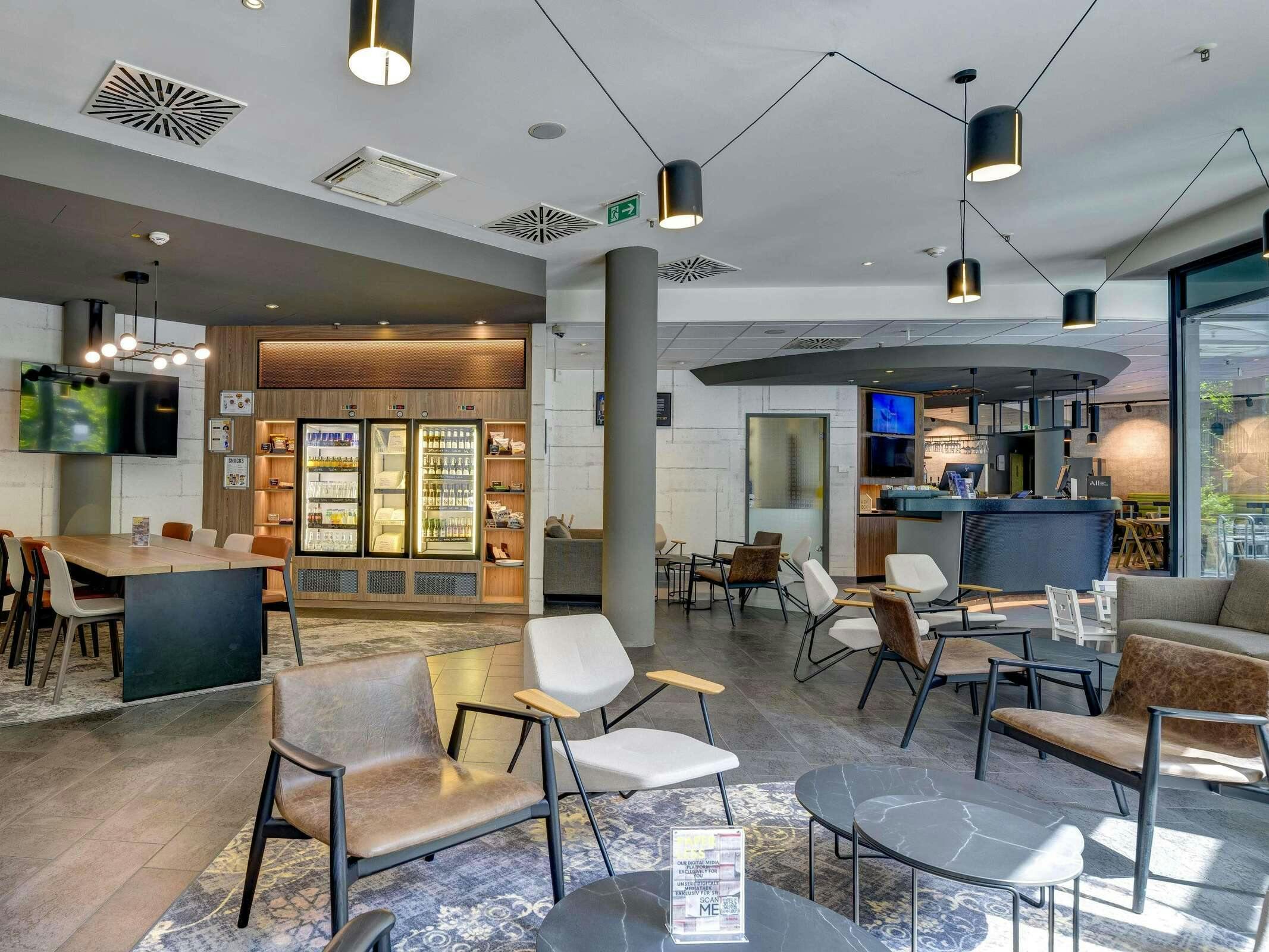 Hotel Novotel Suites München Parkstadt Schwabing photo 2