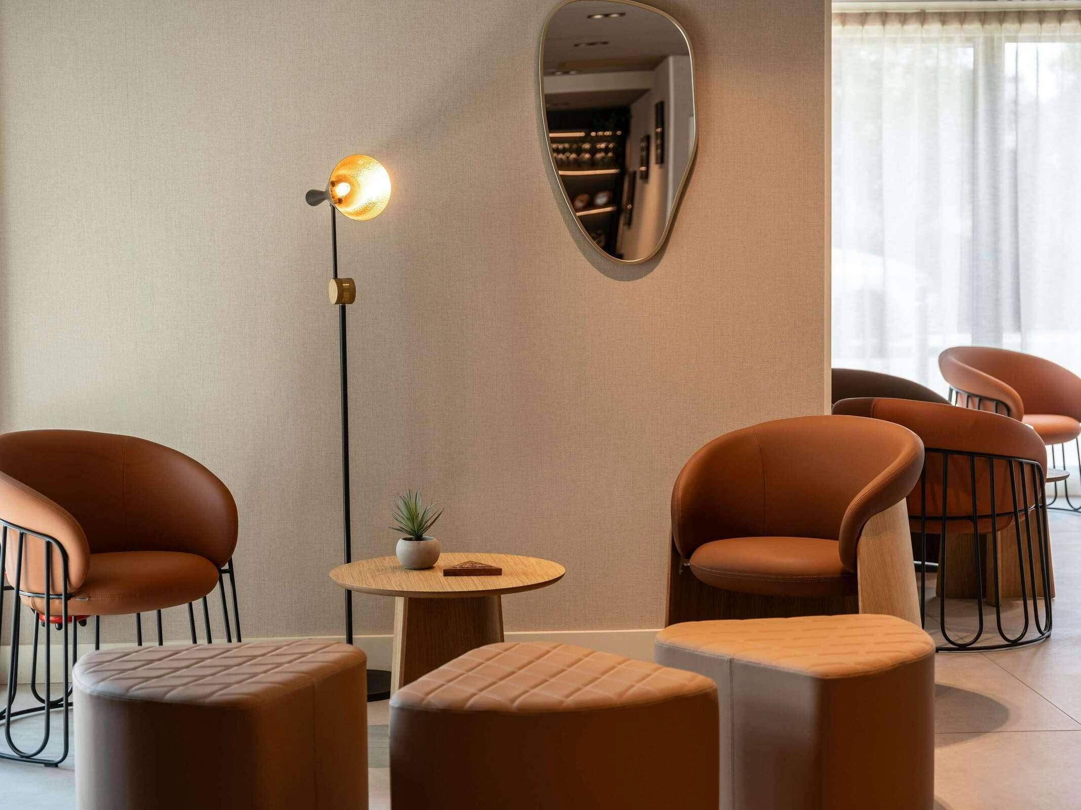 Hotel Ibis Styles Angers Centre Gare photo 1