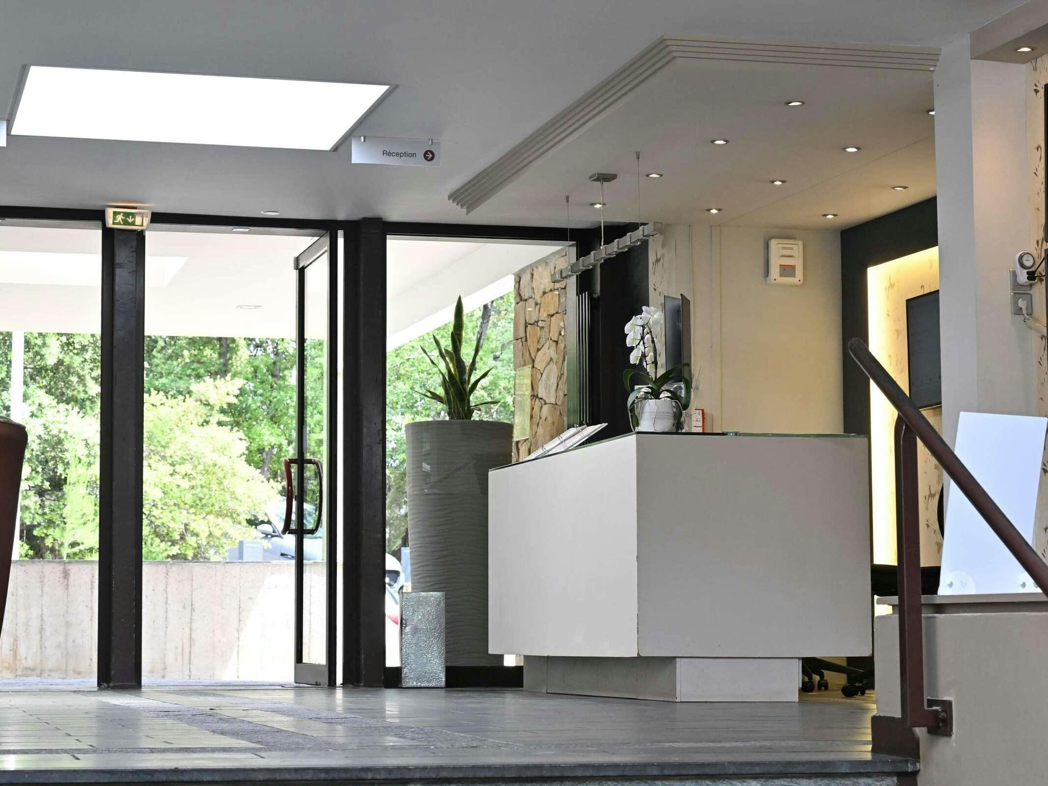 Hotel Mercure Brignoles Golf De Barbaroux & Spa photo 5