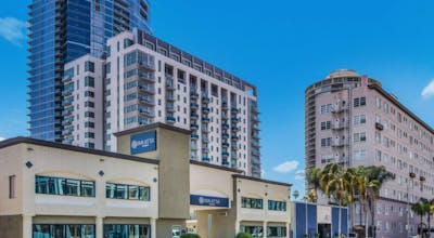 Inn at 50 Long Beach Convention Center