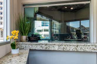 Hotel Inn at 50 Long Beach Convention Center photo 1