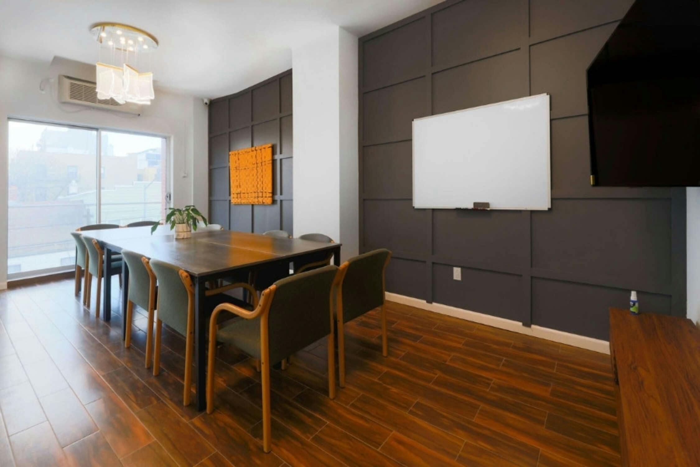 Hotel The Modernist Hotel photo 4