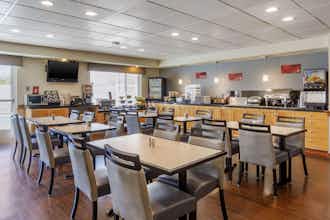 Hotel Best Western Plus Edmonds Harbor Inn photo 4