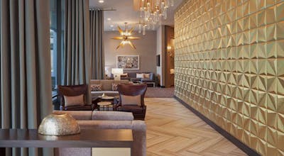 H Hotel Los Angeles, Curio Collection by Hilton