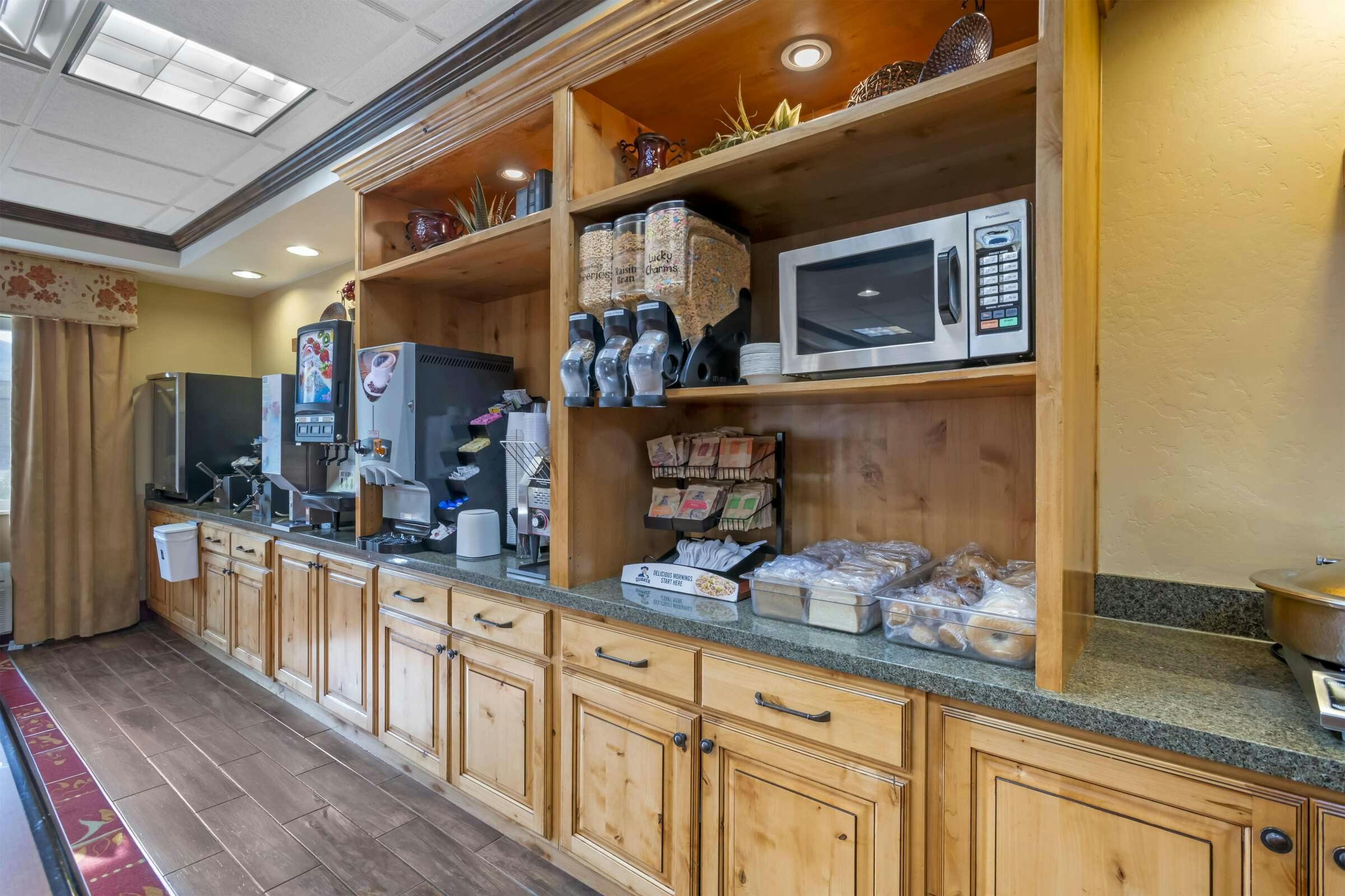 Hotel Best Western Plus Canyon Pines photo 1