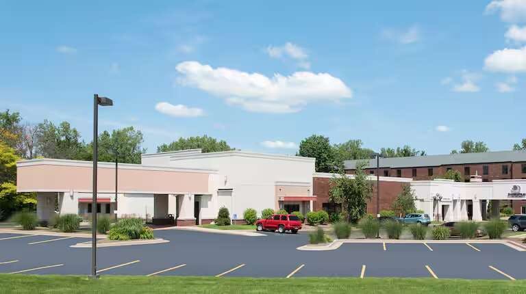 Doubletree By Hilton Hotel Grand Rapids Airport