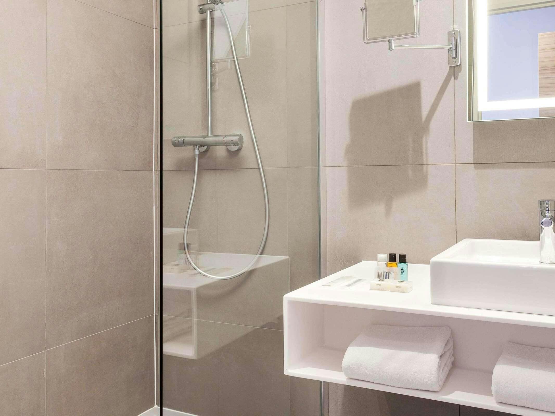 Hotel Novotel Tours Centre Gare photo 5