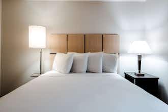 Hotel Sonesta Simply Suites Fort Worth Fossil Creek photo 1