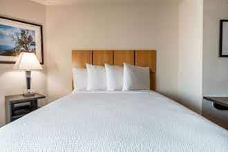 Hotel Sonesta Simply Suites Fort Worth Fossil Creek photo 5