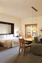 Hotel The Village Lodge photo 1