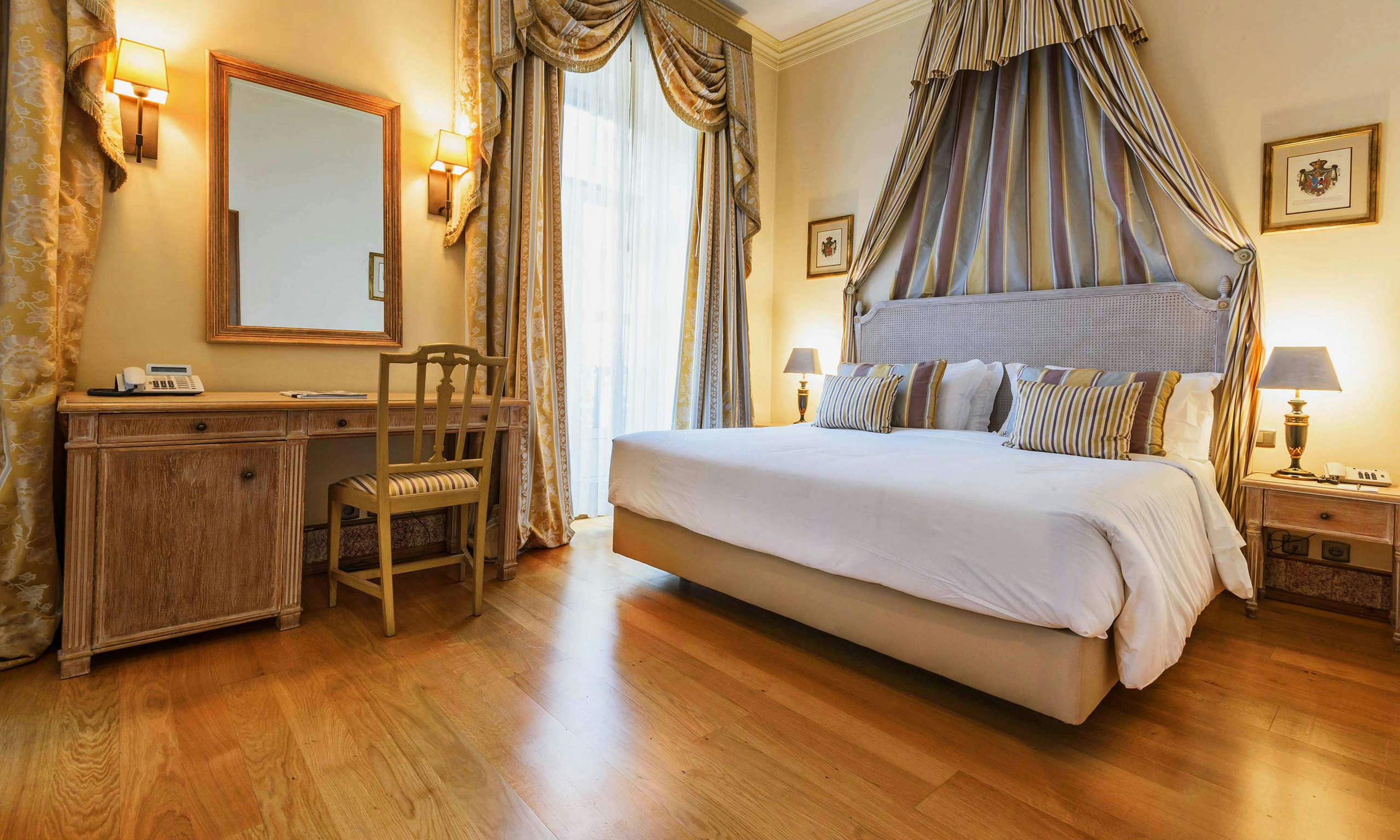 Hotel Real Palácio (Breakfast Included)