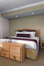 Hotel Cherry Tree Inn & Suites photo 3