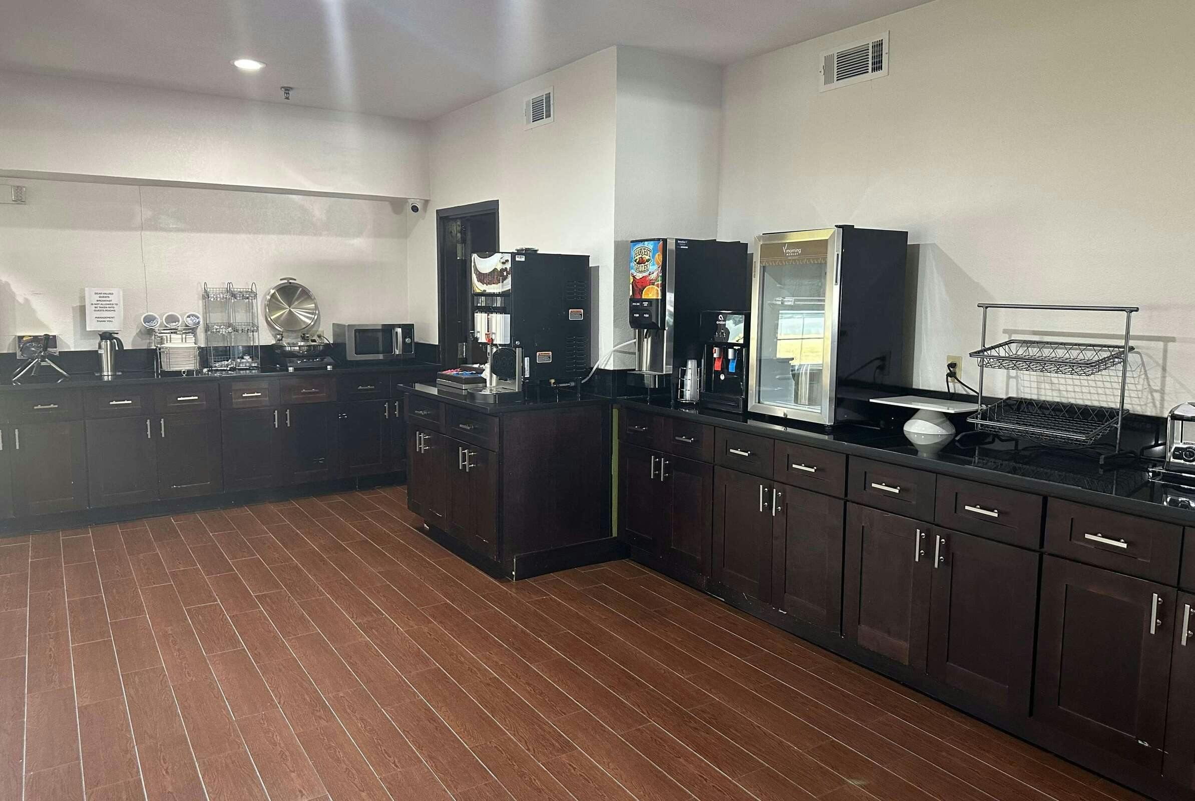 Hotel Wingate by Wyndham Macon I-475 photo 5