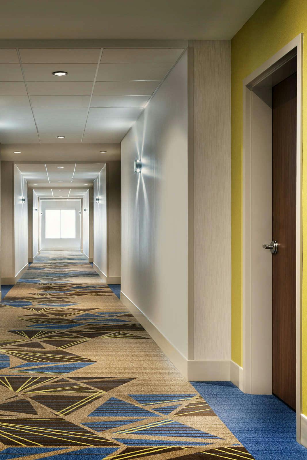 Hotel Holiday Inn Express Hartford South - Rocky Hill photo 5