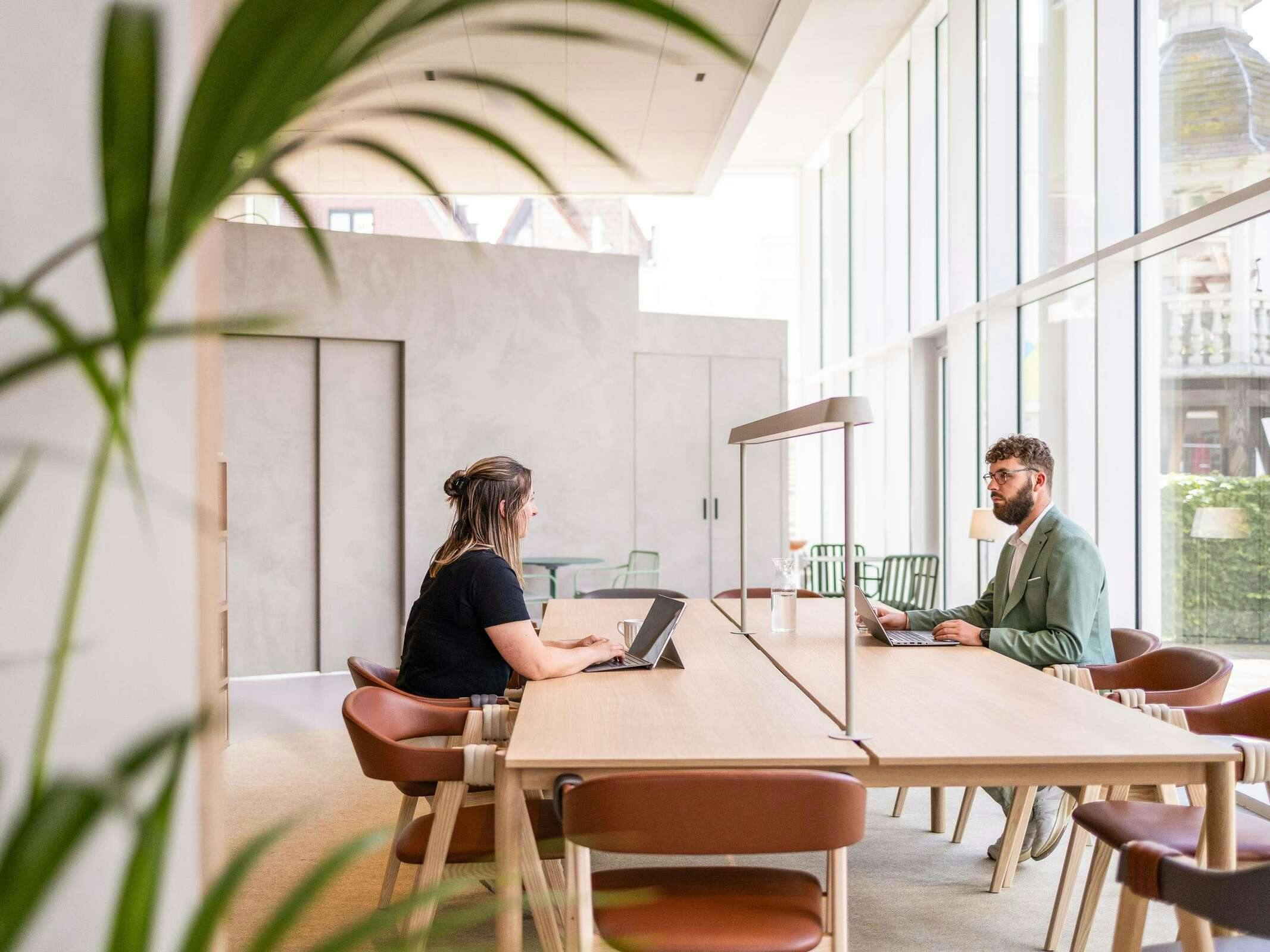 Hotel Novotel Brugge Centrum photo 4