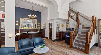 Andrews Hotel
