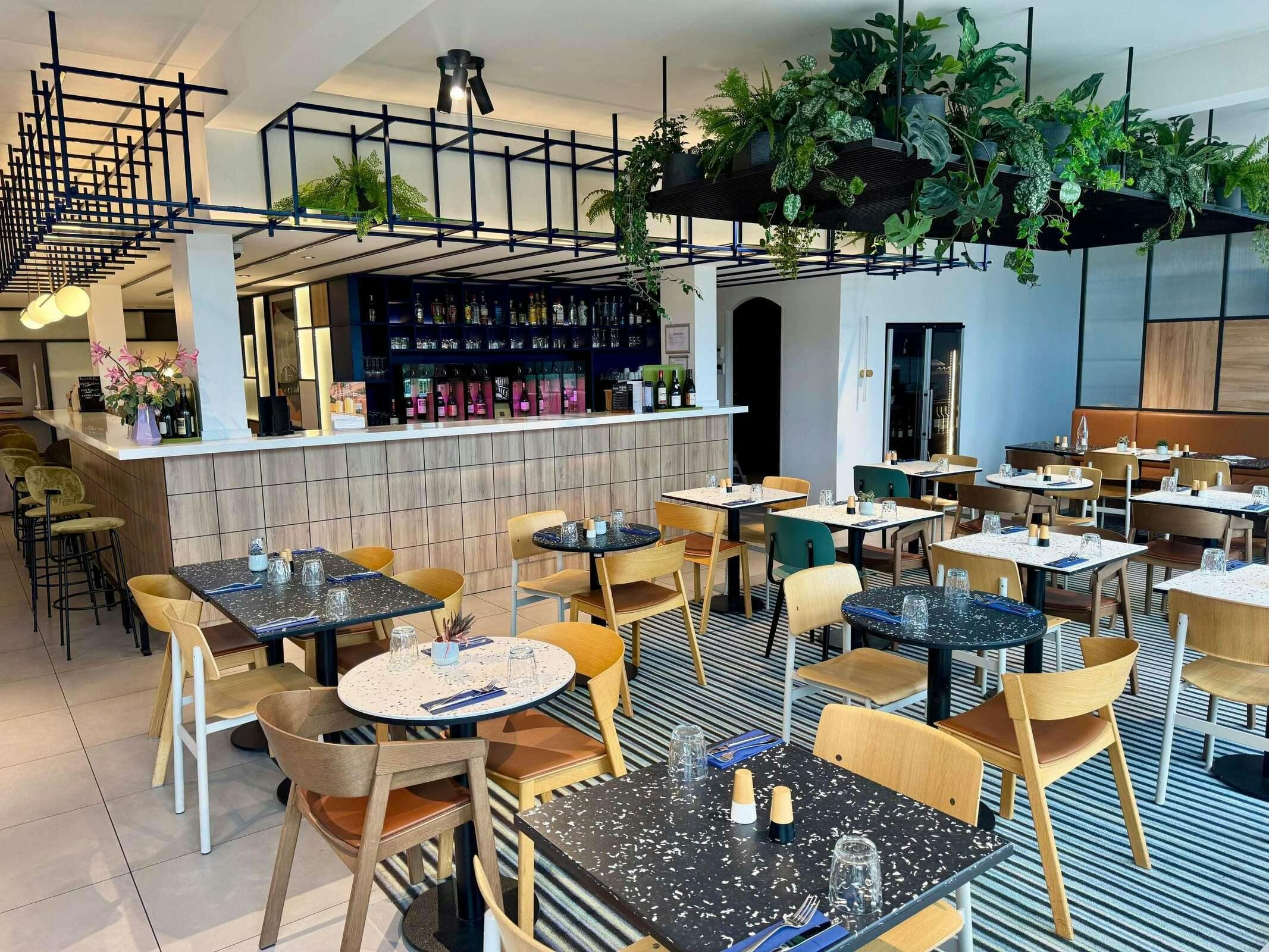 Hotel Hôtel Mercure Rouen Val De Reuil photo 2