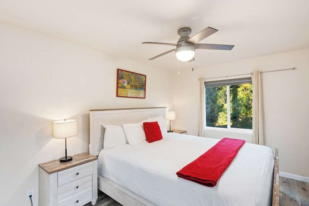 West Sonoma Inn & Spa