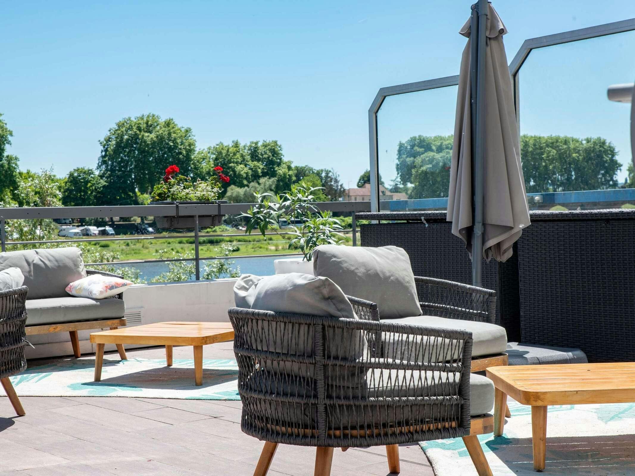 Hotel Hôtel Mercure Nevers Pont De Loire photo 1