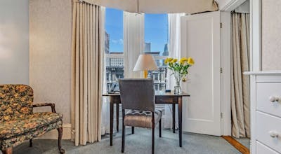 Cornell Hotel de France