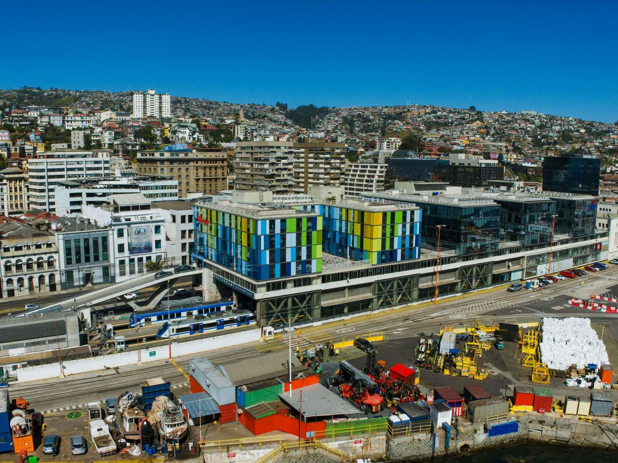 Hotel Ibis Valparaiso photo 1