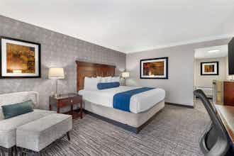 Hotel Best Western Plus Carriage Inn photo 1