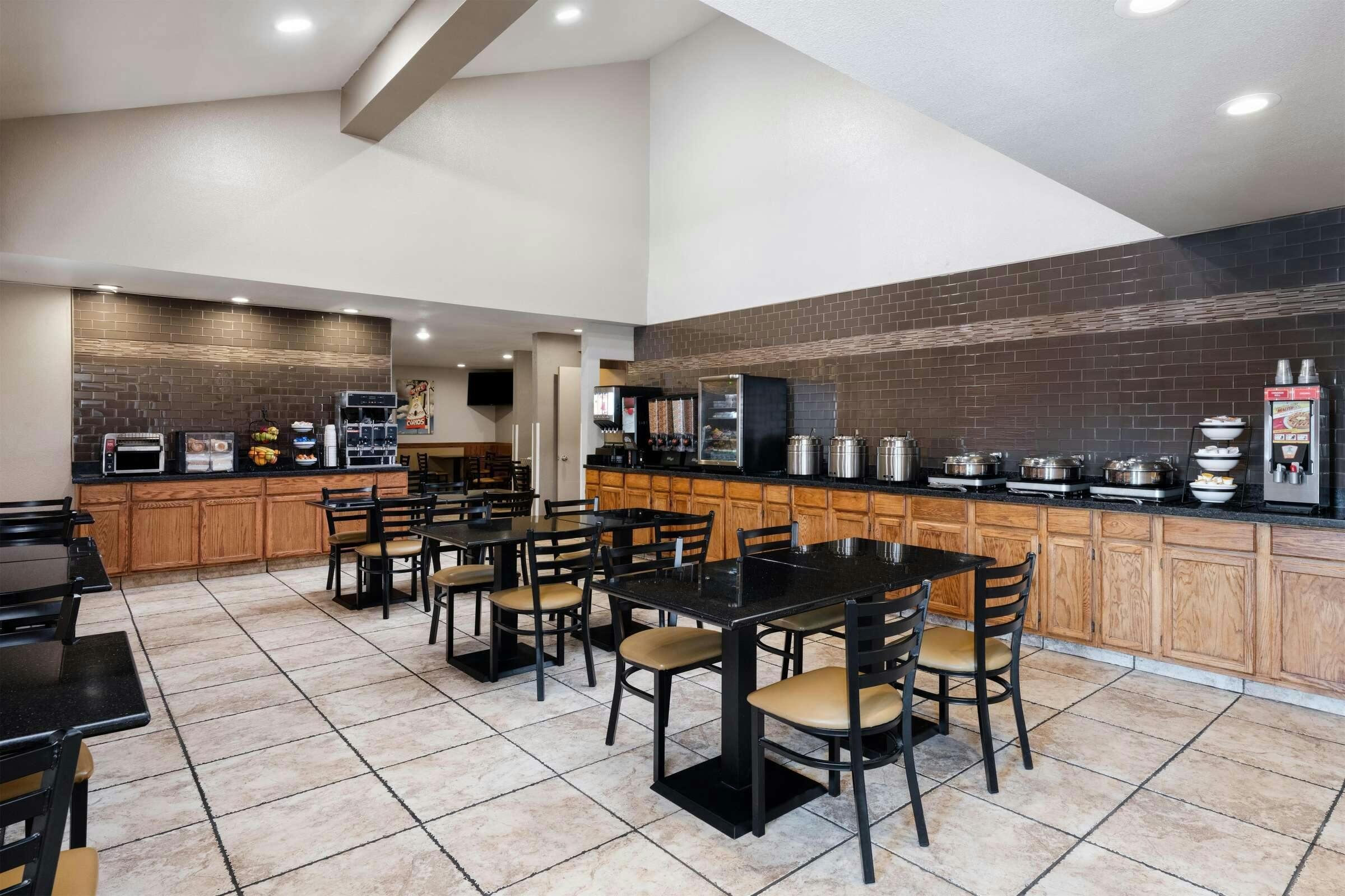 Hotel Best Western Discovery Inn photo 1