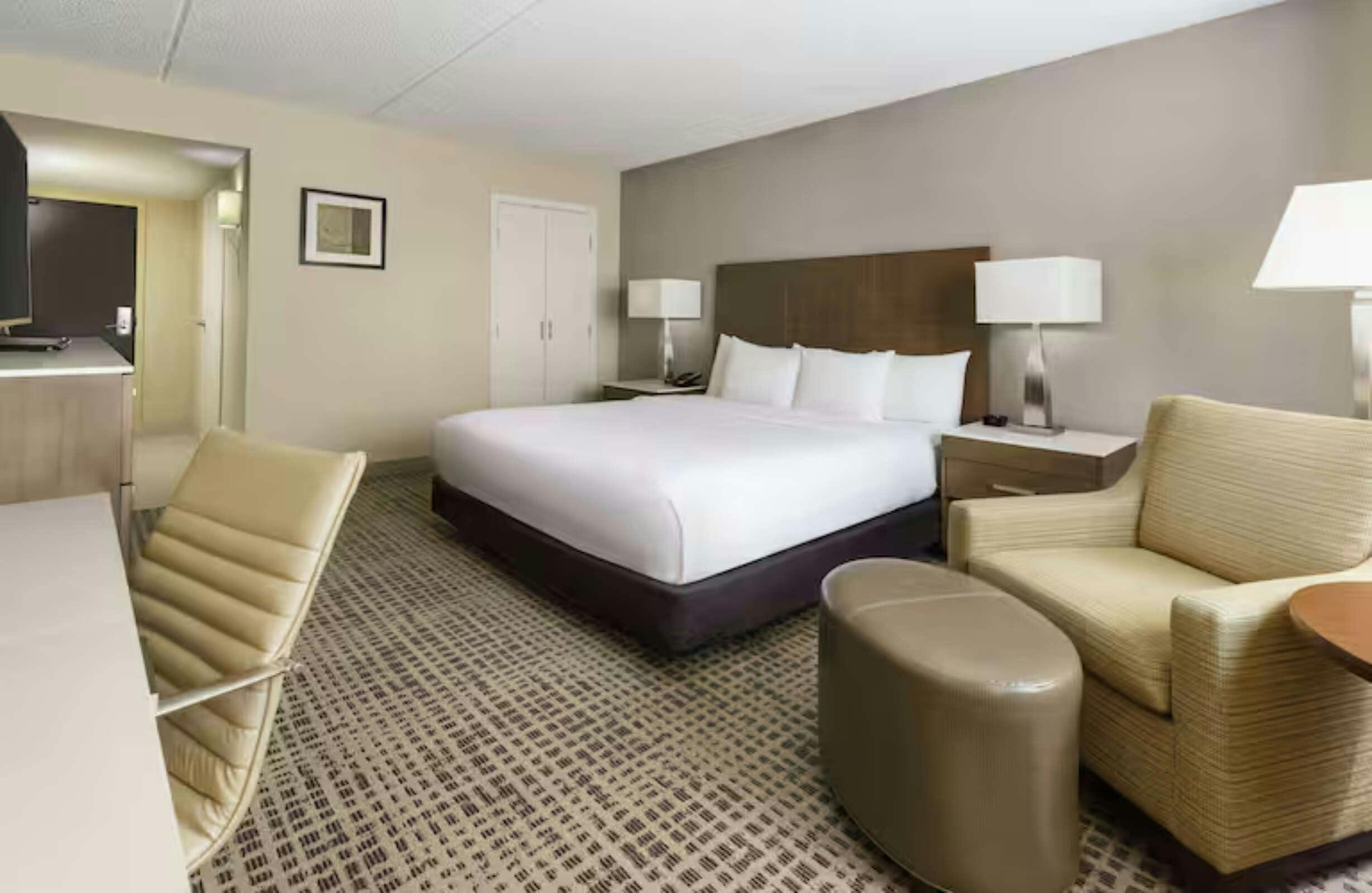 Hotel Doubletree By Hilton Orlando Airport photo 1