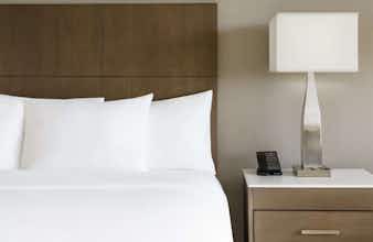Hotel Doubletree By Hilton Orlando Airport photo 4