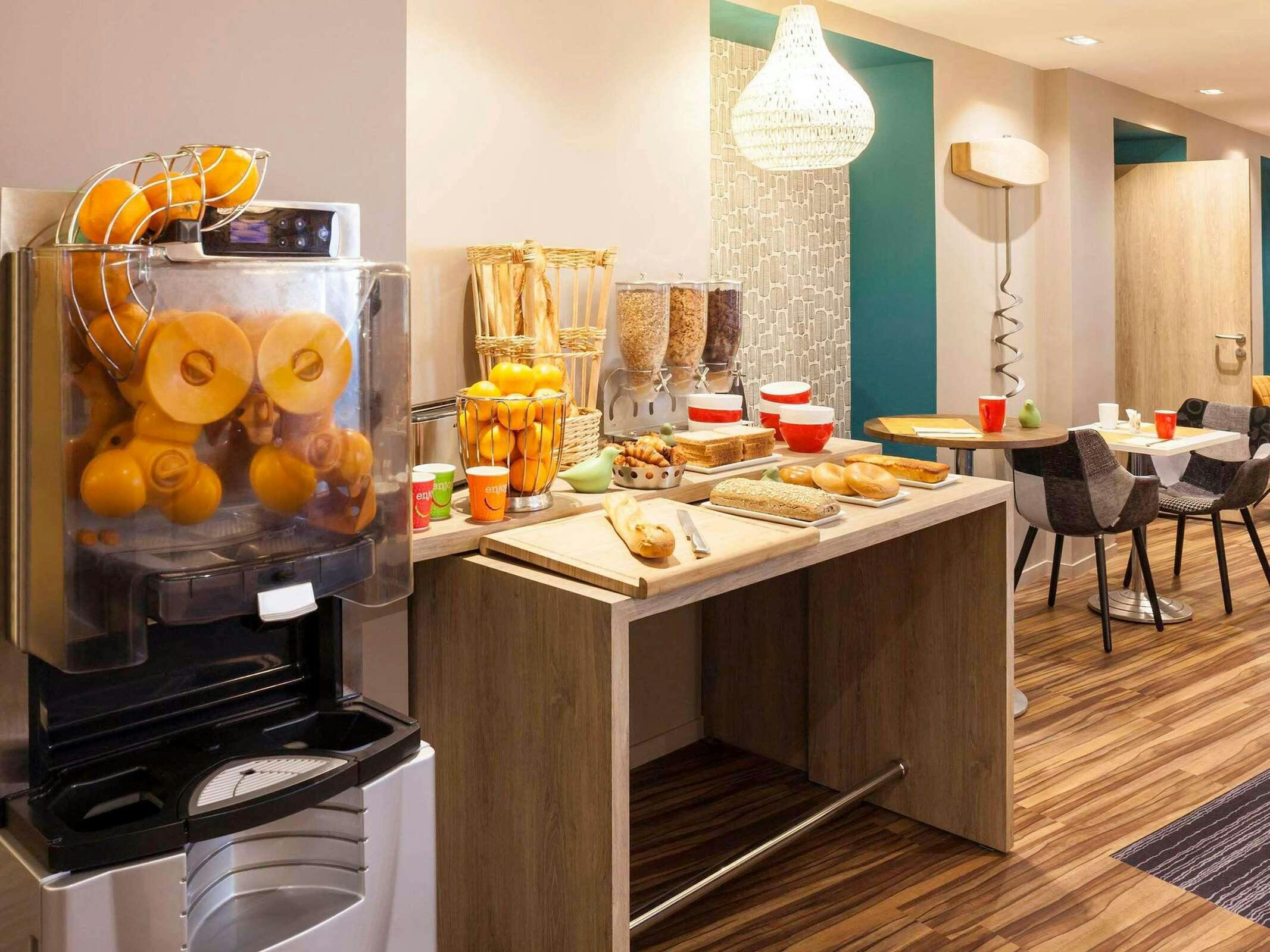 Hotel Ibis Styles Chaumont Centre Gare photo 4