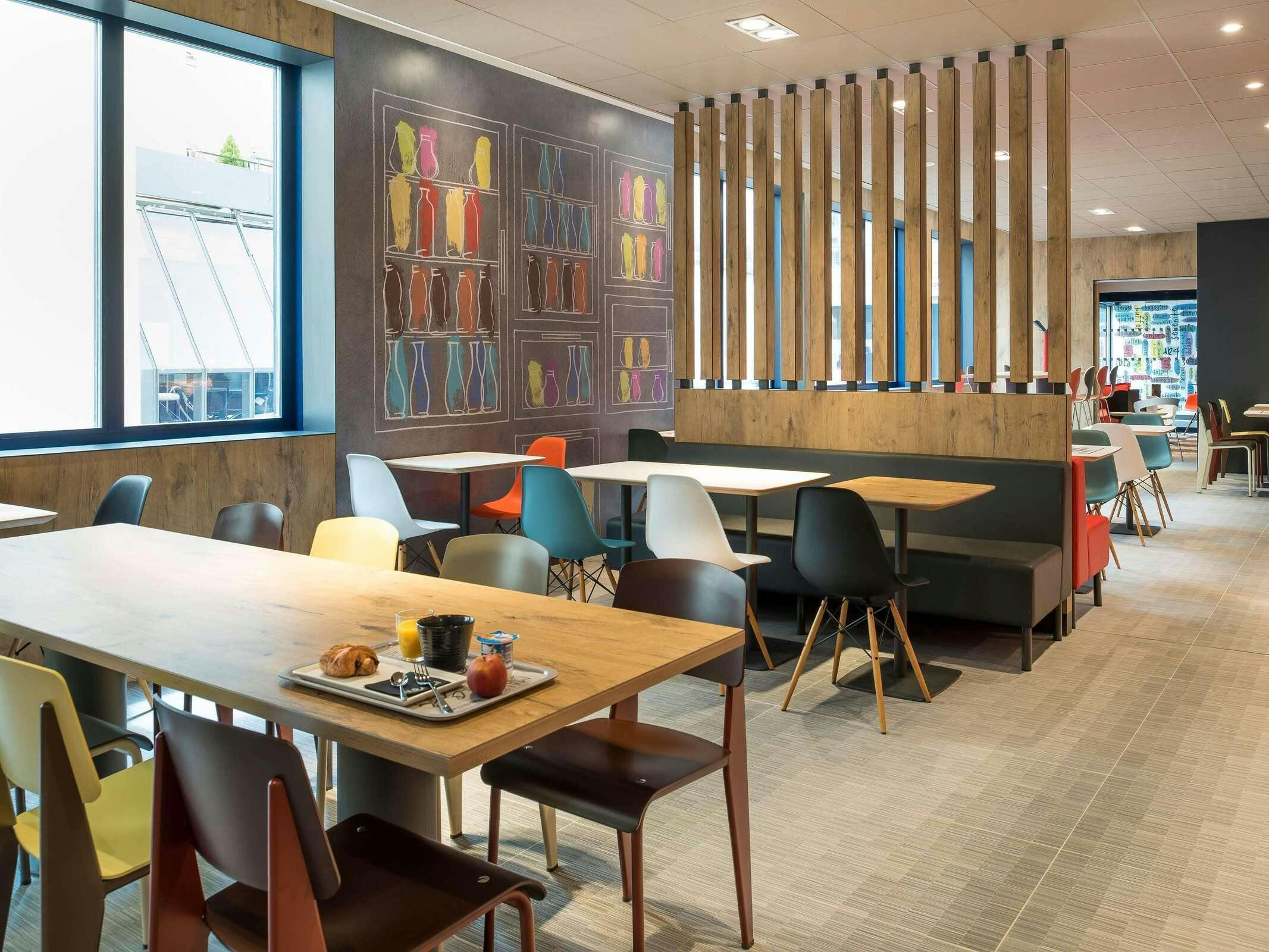 Hotel Ibis Saint Germain En Laye Centre photo 5