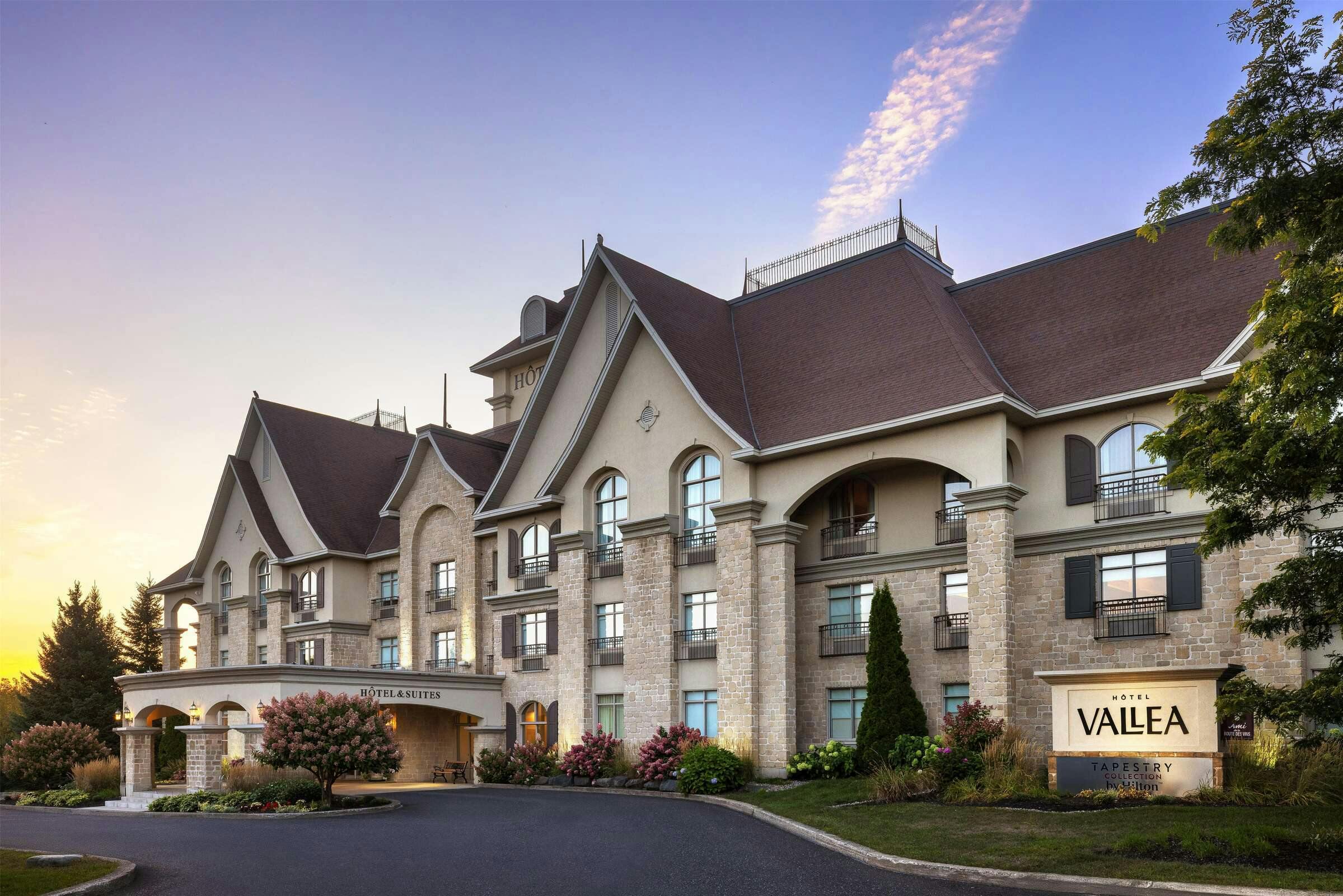Le St-Martin Bromont Hotel & Suites